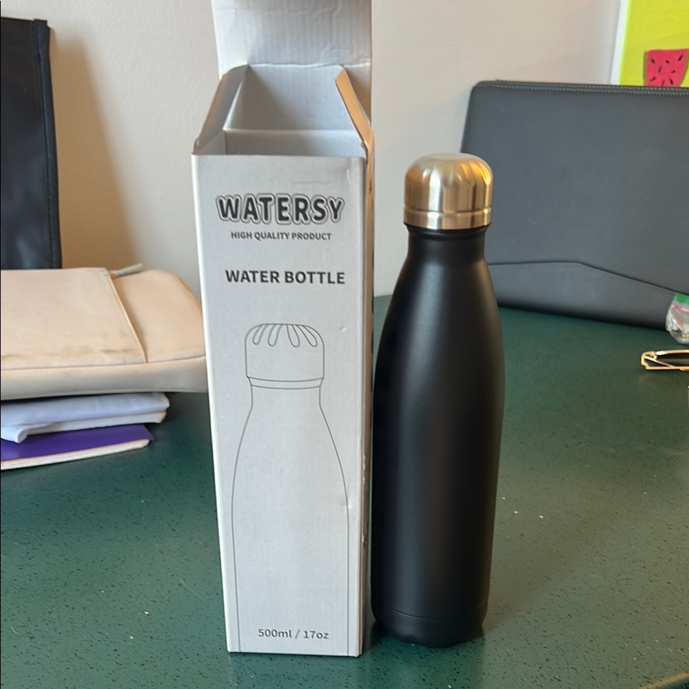Black and silver Water Bottle